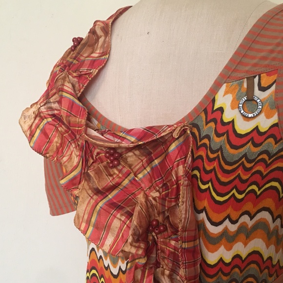 Save The Queen Plaid Ruffle Cold Shoulder Top xl - Picture 7 of 12